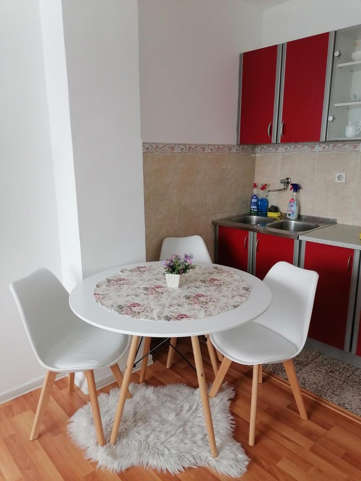 apartman berane Bagian luar foto